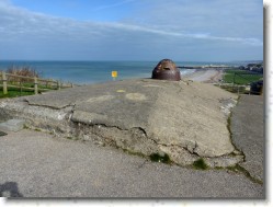 P1030269 * Blockhaus allemand dominant la ville de Dieppe. * 1600 x 1200 * (685KB)