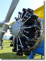 P1080627 * Nouveau moteur install� sur 015 : un moteur Jacobs de 275 chevaux. * 1200 x 1600 * (524KB)