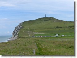 P1140681 * Vue sur le Cap Blanc-Nez, notre lieu de départ pour la randonnée. * 1600 x 1200 * (457KB)